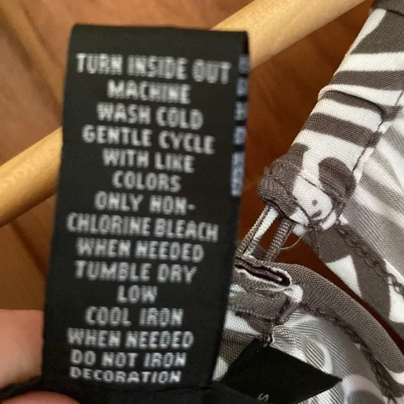 INC tank top with sequins size xl - Picture 10 of 11